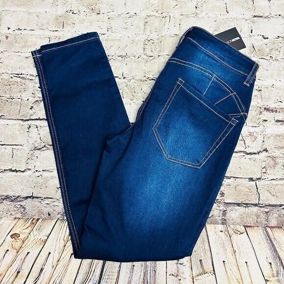 Fashion Nova Jeans Womens Sz.7 Blue Alexa High Rise Skinny Dark Wash NWT - Picture 1 of 5